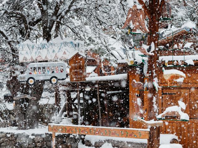 Chutes de neige abondantes dans les villages de Vars