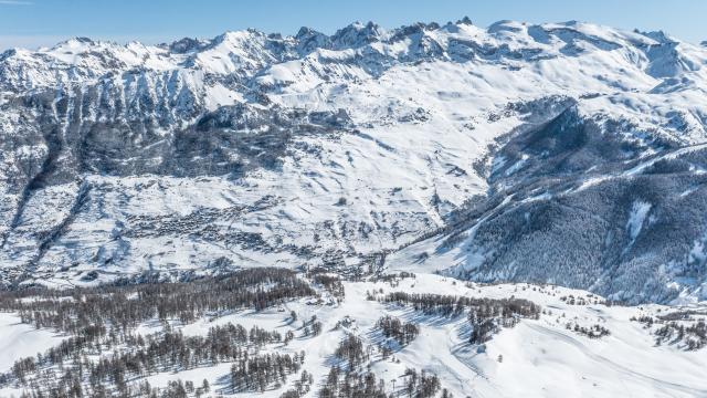 Domaine skiable et villages varsincs