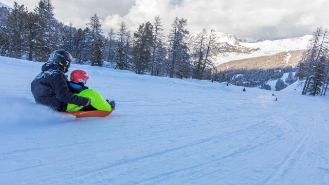 Descente en luge à Vars