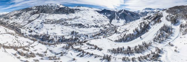 Domaine skiable et villages de Vars