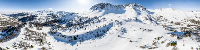 Panorama du domaine skiable de Vars