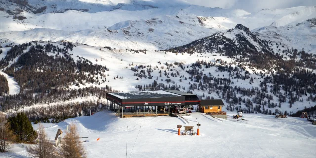 Domaine skiable Vars décembre 2025